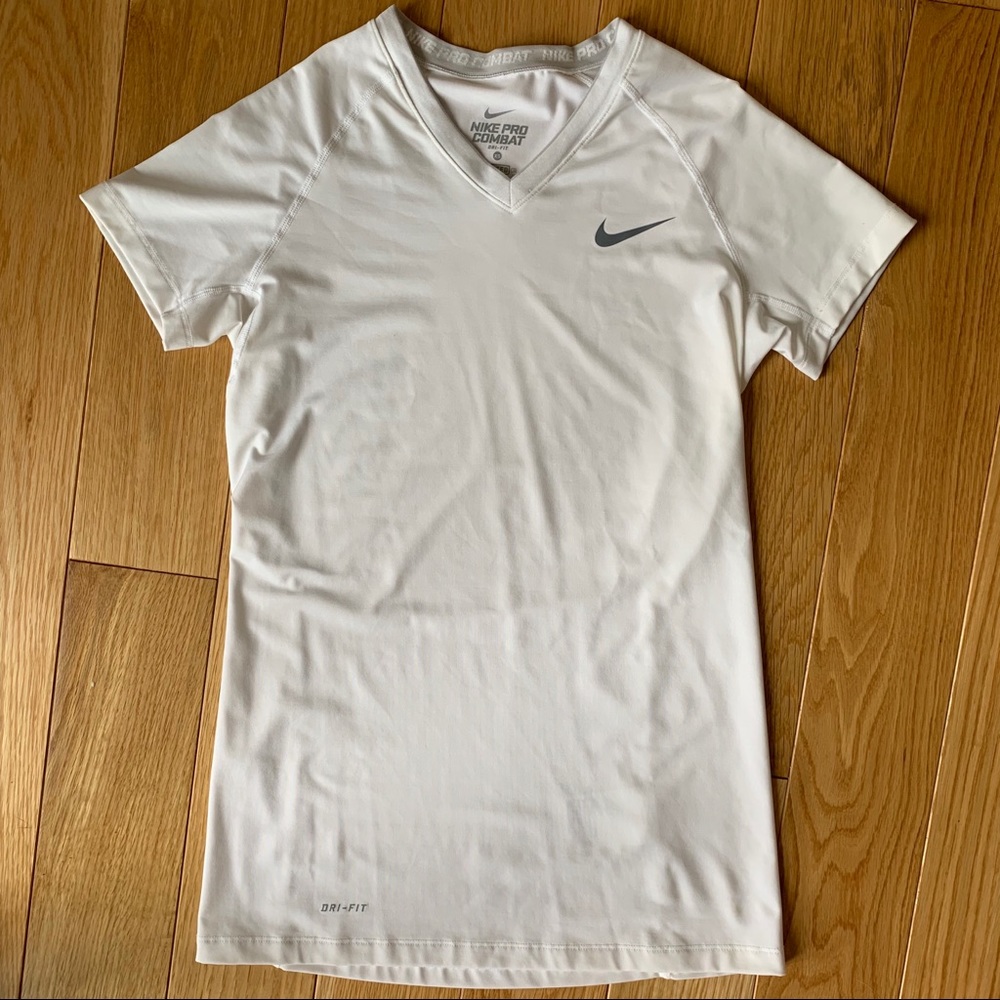 Women’s Nike Pro Combat Fitted Tee - XS